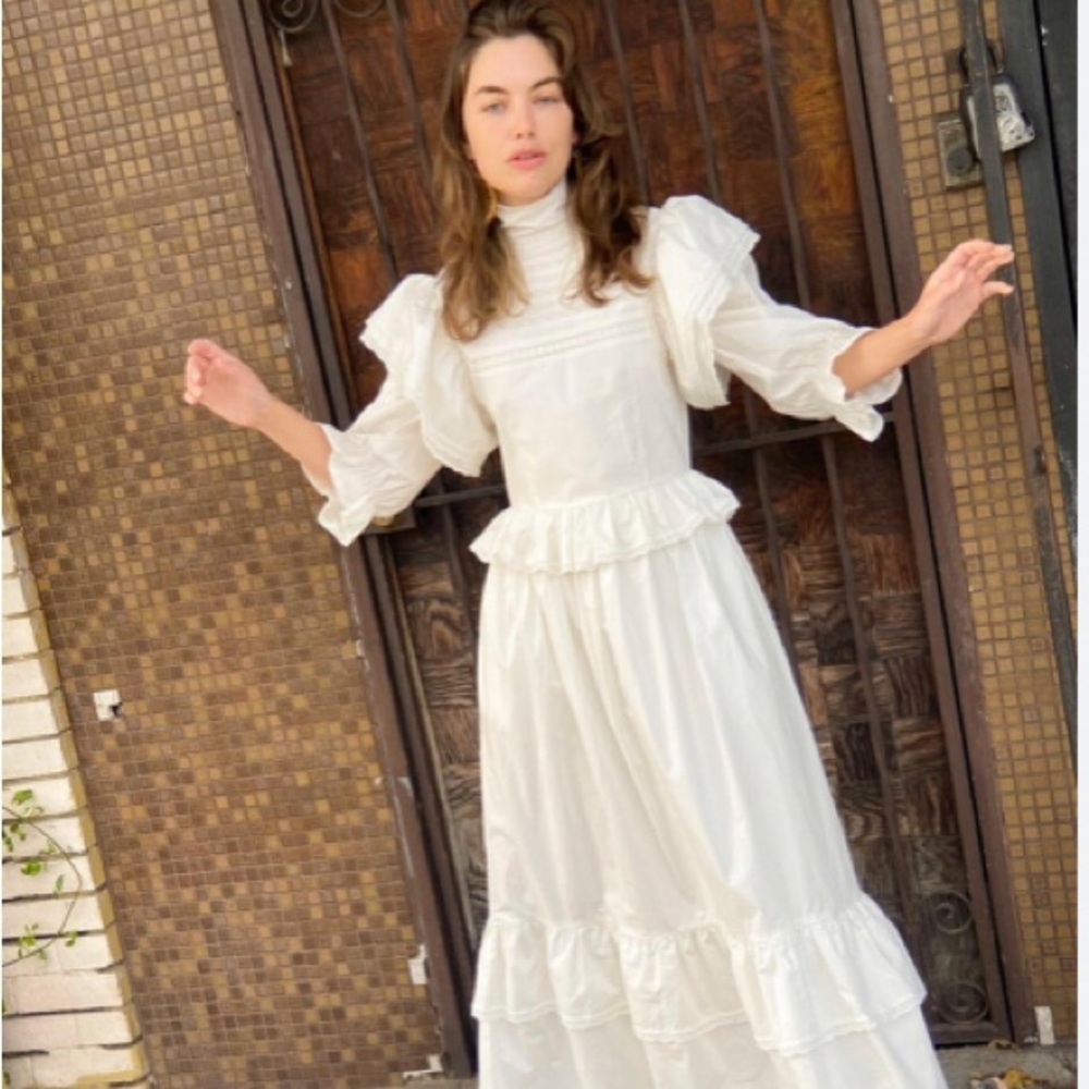 NWT Meadows Bellflower dress